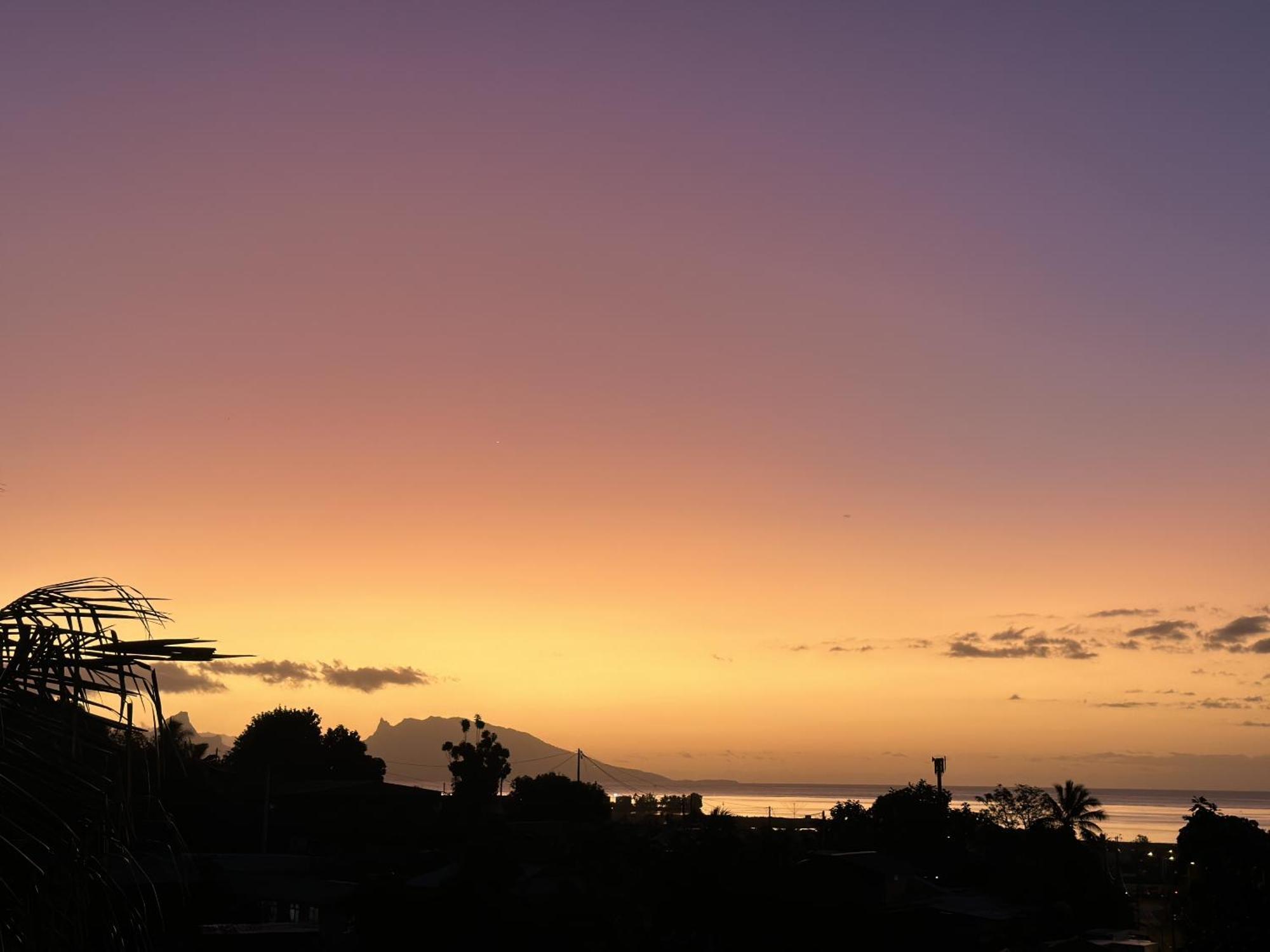 Ononui Lodge Airport, Ocean-View, Private Bathroom And Balcony, Free Wifi And Parking, On-Site Car Rental Faaa Exterior foto