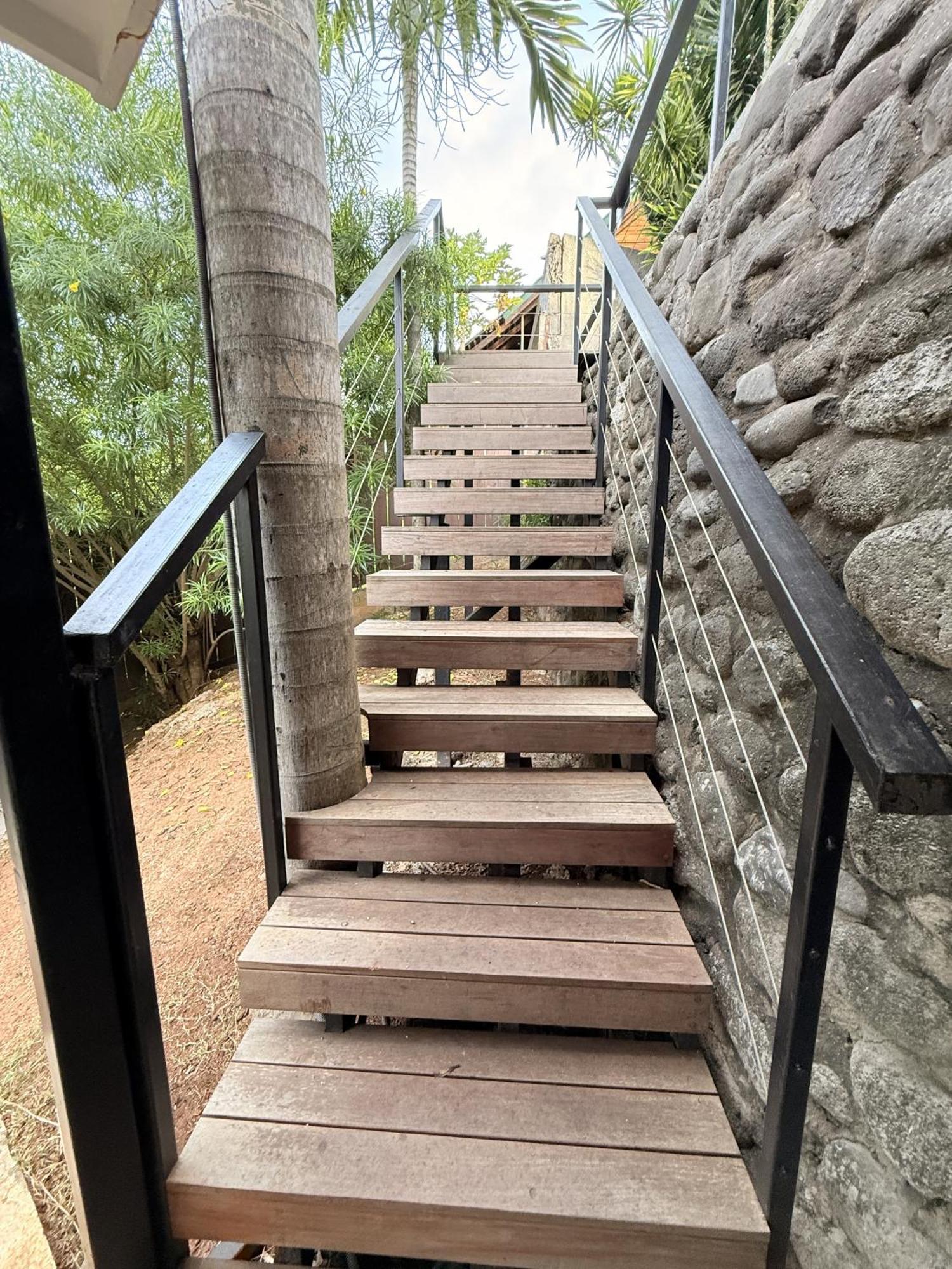 Ononui Lodge Airport, Ocean-View, Private Bathroom And Balcony, Free Wifi And Parking, On-Site Car Rental Faaa Exterior foto