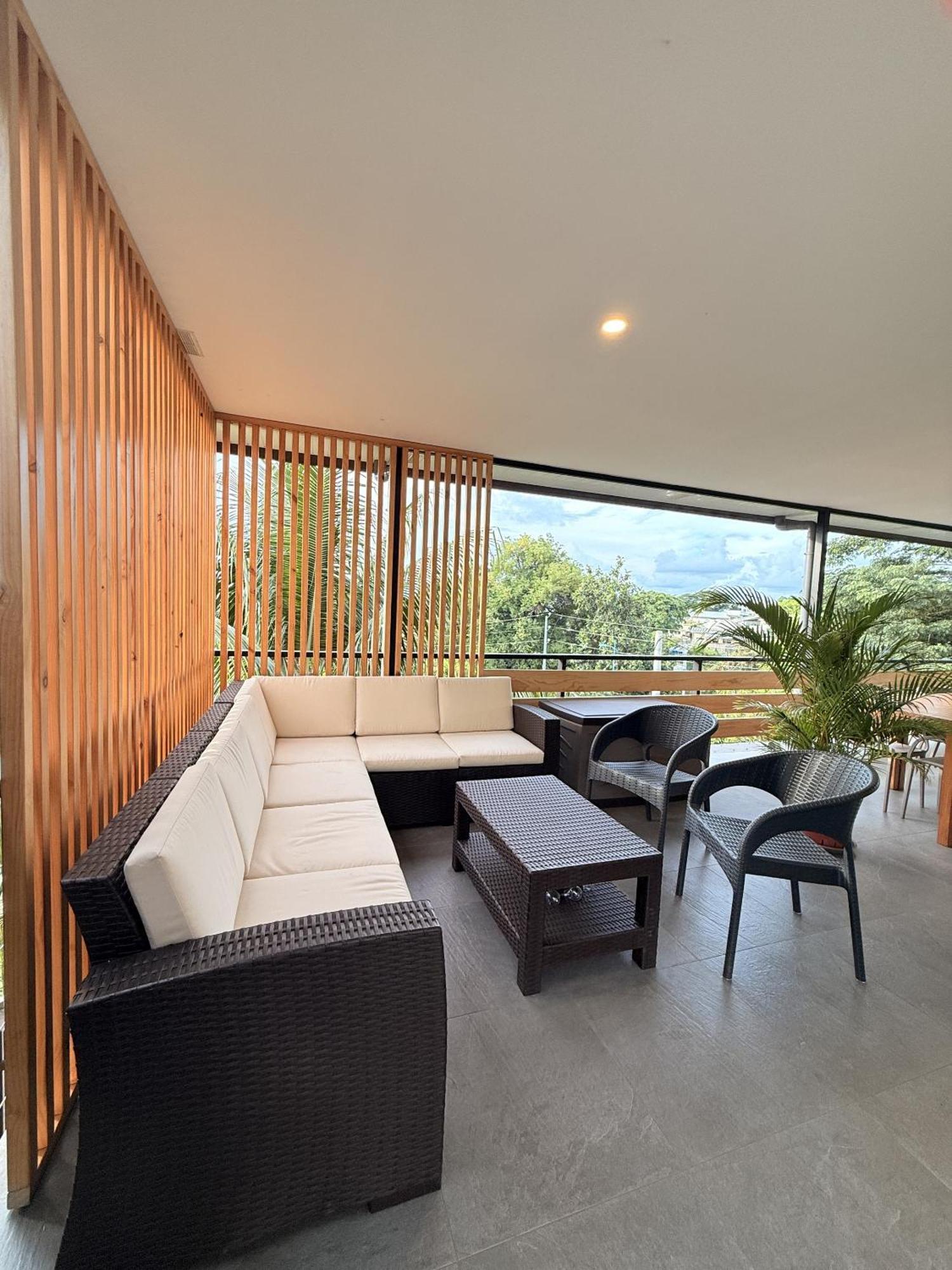 Ononui Lodge Airport, Ocean-View, Private Bathroom And Balcony, Free Wifi And Parking, On-Site Car Rental Faaa Exterior foto
