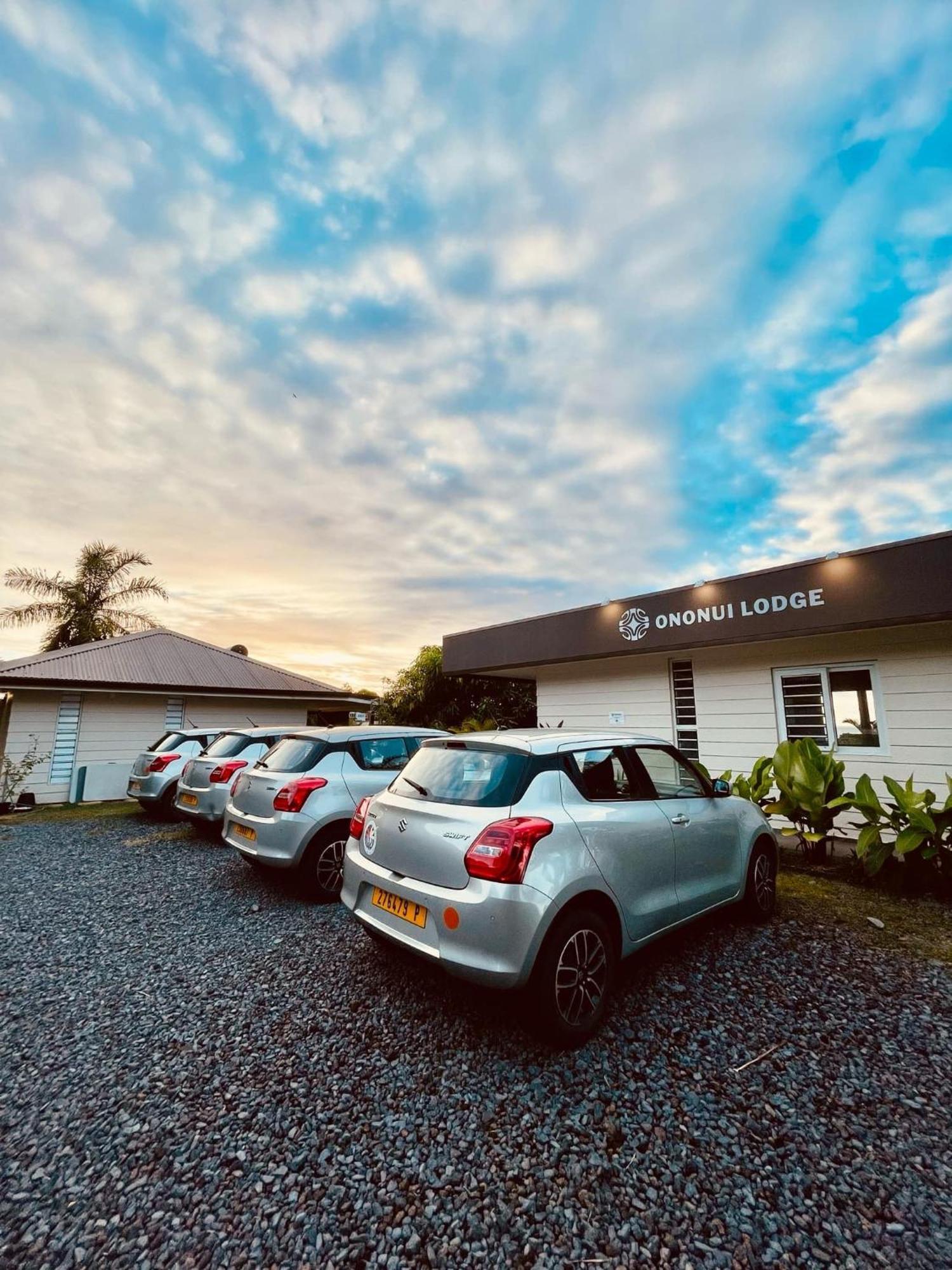 Ononui Lodge Airport, Ocean-View, Private Bathroom And Balcony, Free Wifi And Parking, On-Site Car Rental Faaa Exterior foto